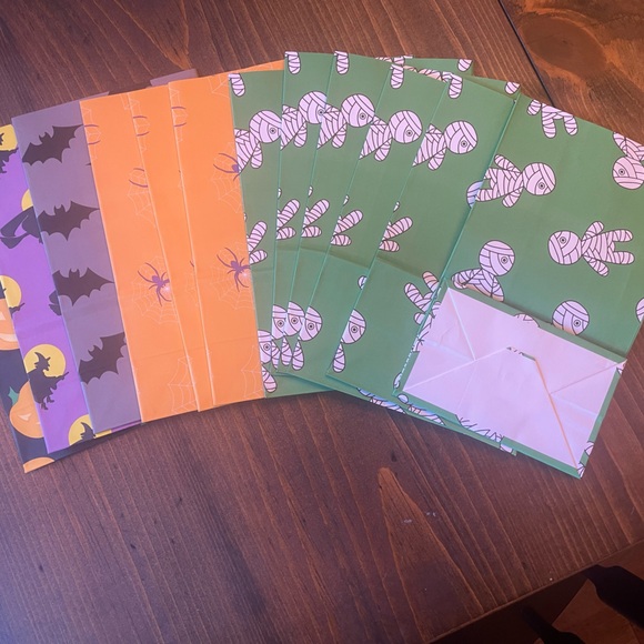 Halloween treat bags set of 12 - Picture 2 of 4